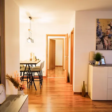 Modern Near Therme Wifi 아파트 *